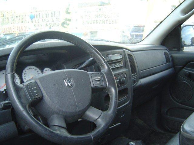 Dodge Ram 1500 2004 photo 4