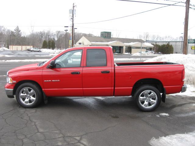 Dodge Ram 1500 2004 photo 4