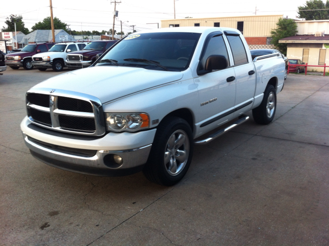 Dodge Ram 1500 2004 photo 1