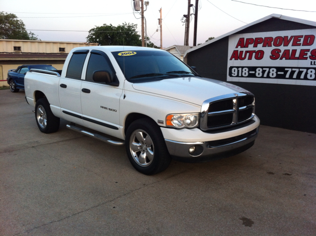 Dodge Ram 1500 2004 photo 3