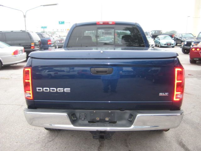 Dodge Ram 1500 2004 photo 3