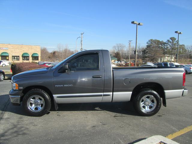 Dodge Ram 1500 2004 photo 4
