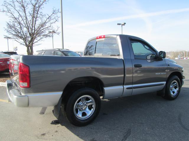 Dodge Ram 1500 2004 photo 5