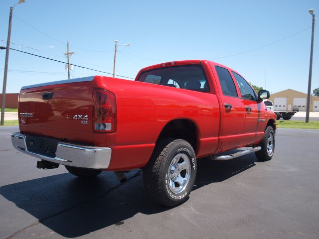 Dodge Ram 1500 2004 photo 2