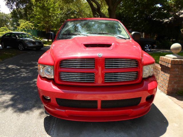 Dodge Ram 1500 2004 photo 3