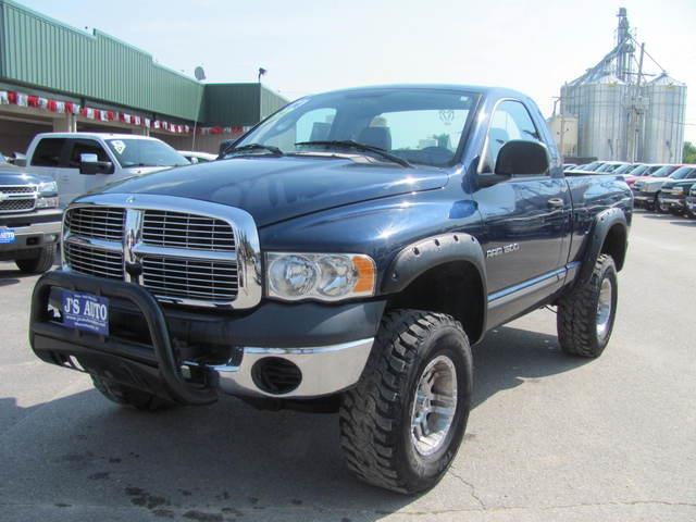 Dodge Ram 1500 Yc1/ls Pickup Truck