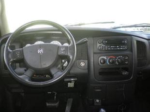 Dodge Ram 1500 2004 photo 4