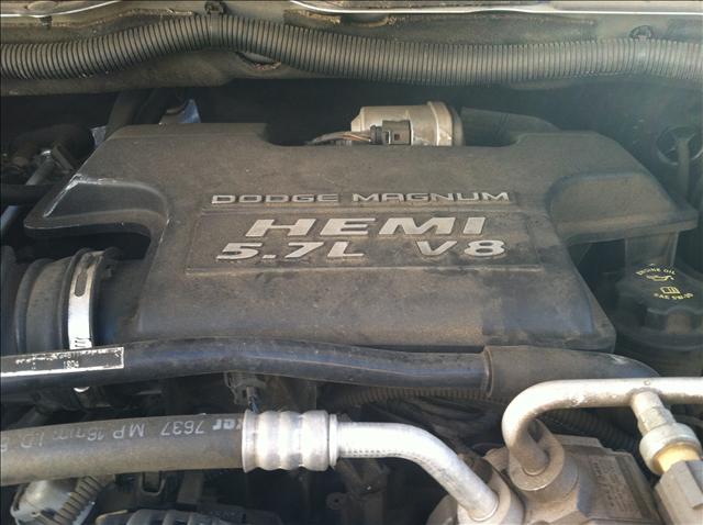 Dodge Ram 1500 2004 photo 2