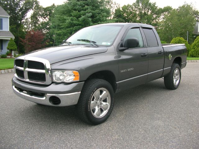Dodge Ram 1500 2004 photo 2