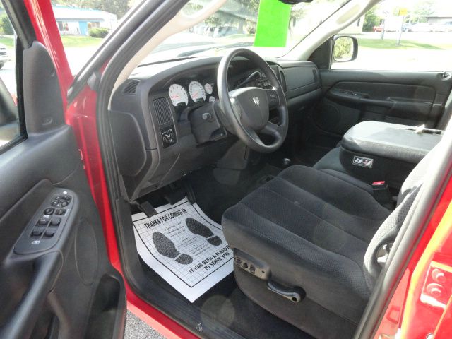 Dodge Ram 1500 2004 photo 3