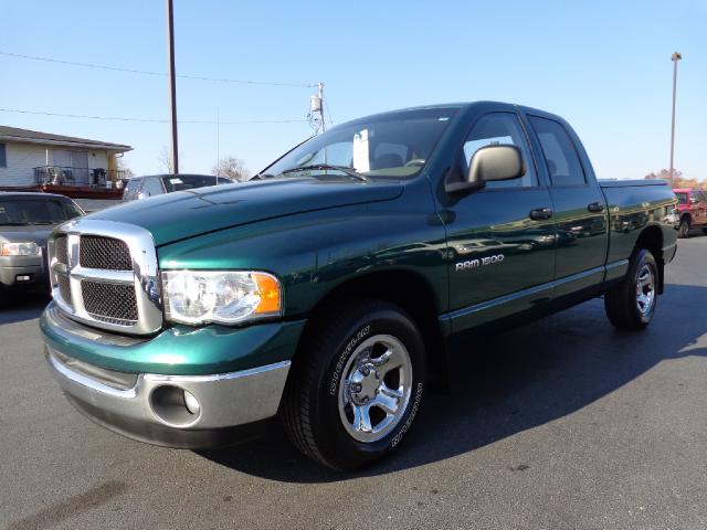 Dodge Ram 1500 2004 photo 2