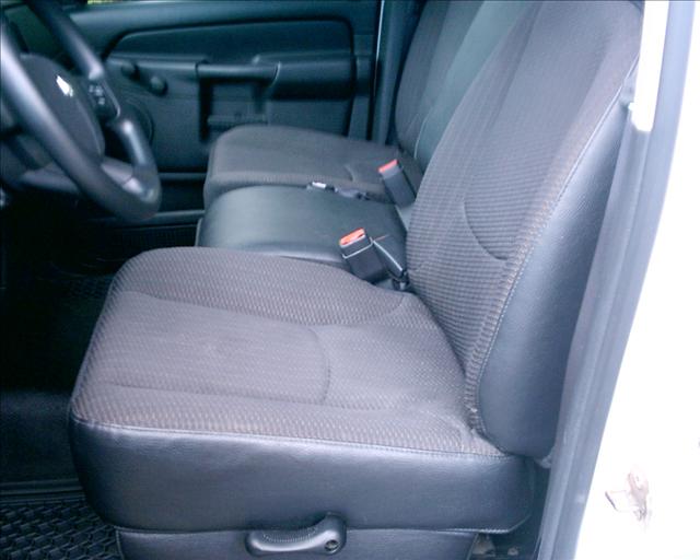 Dodge Ram 1500 2004 photo 5