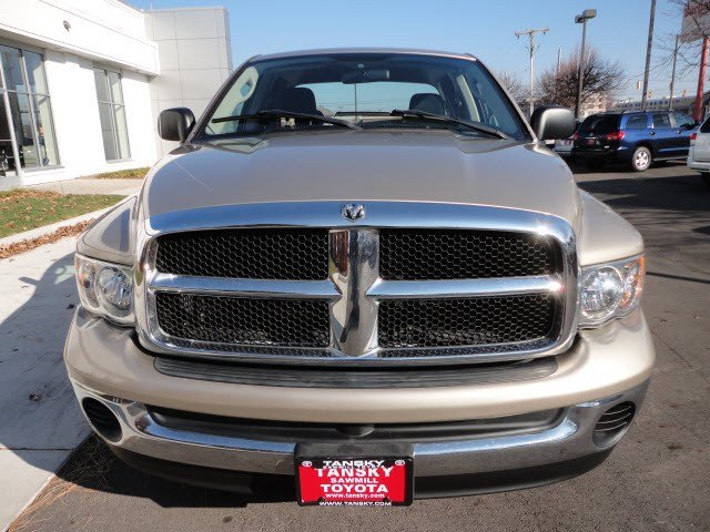 Dodge Ram 1500 2004 photo 2