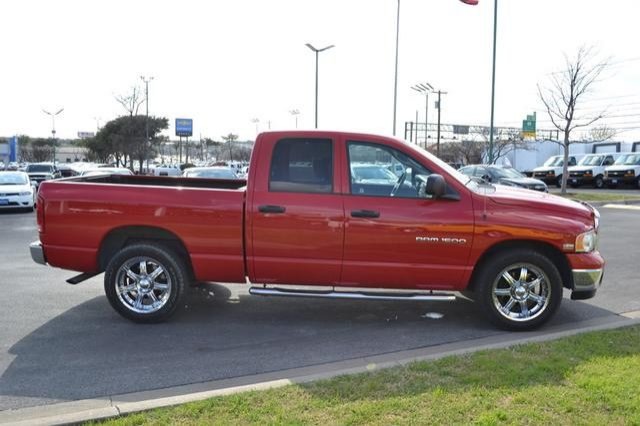 Dodge Ram 1500 2004 photo 4