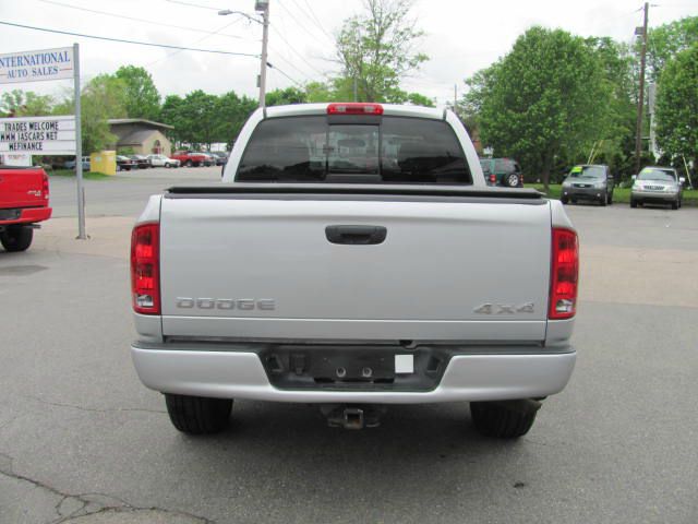 Dodge Ram 1500 2004 photo 25