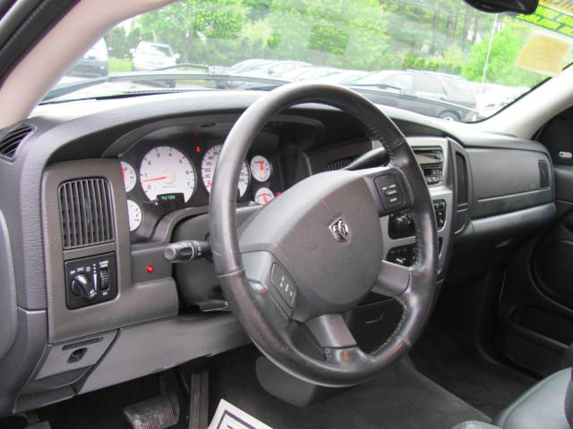 Dodge Ram 1500 2004 photo 31