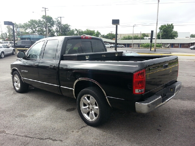 Dodge Ram 1500 4dr LX 4WD Auto Pickup Truck