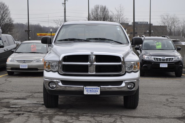 Dodge Ram 1500 2004 photo 2