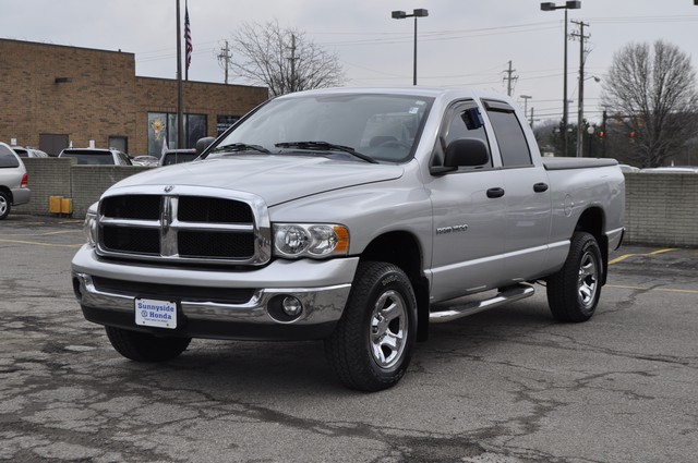 Dodge Ram 1500 2004 photo 3