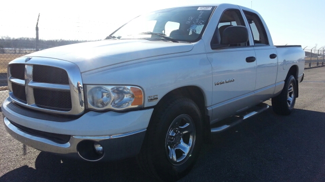 Dodge Ram 1500 2004 photo 3