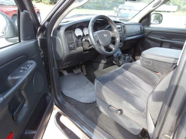 Dodge Ram 1500 2004 photo 1