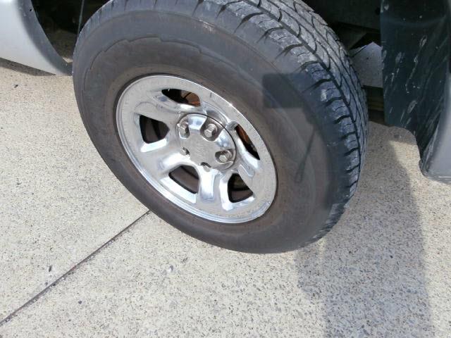 Dodge Ram 1500 2004 photo 2