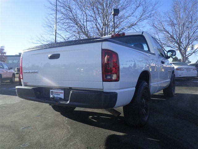Dodge Ram 1500 2004 photo 4