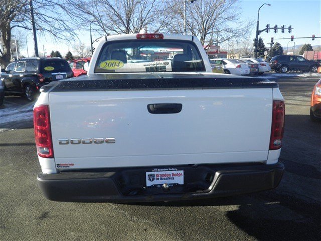 Dodge Ram 1500 2004 photo 3