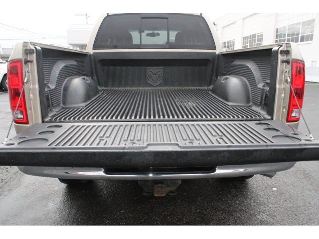 Dodge Ram 1500 2004 photo 5