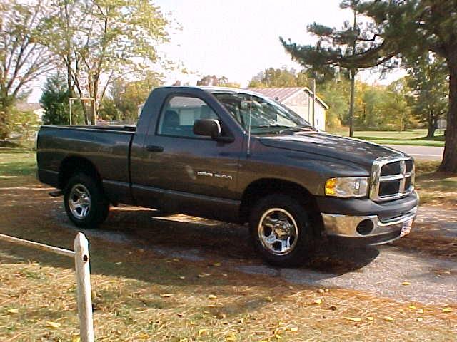 Dodge Ram 1500 2004 photo 2