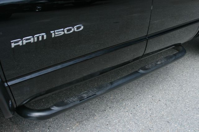 Dodge Ram 1500 S L E Pickup Truck