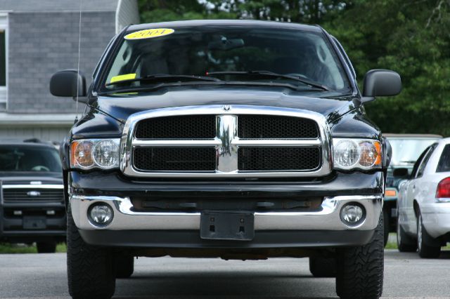 Dodge Ram 1500 2004 photo 3