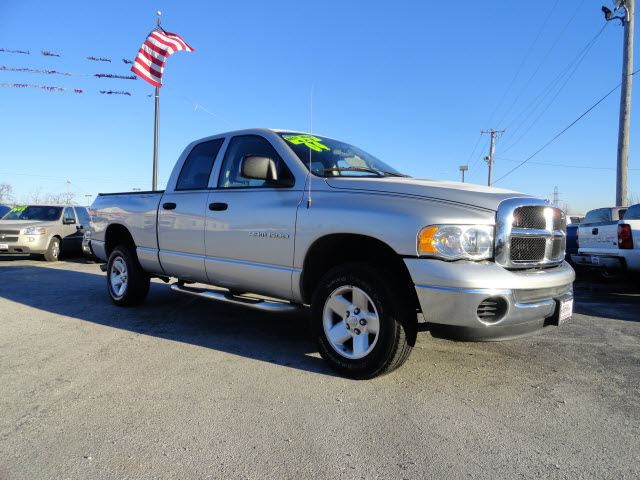 Dodge Ram 1500 2004 photo 2