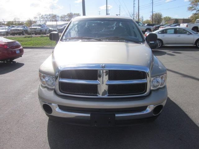 Dodge Ram 1500 2004 photo 4