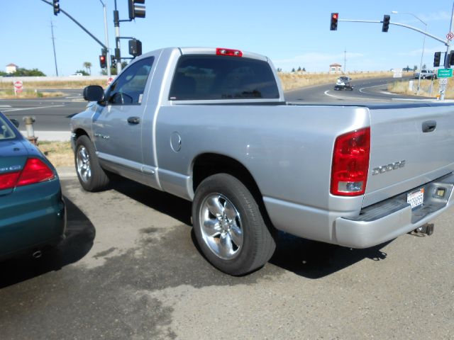 Dodge Ram 1500 2004 photo 1