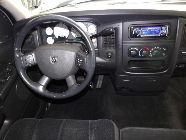 Dodge Ram 1500 2004 photo 5