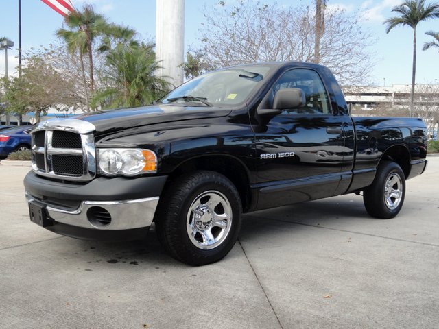 Dodge Ram 1500 2004 photo 2