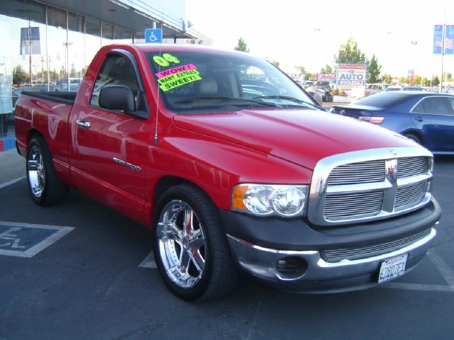 Dodge Ram 1500 2004 photo 1