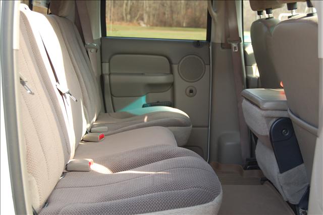 Dodge Ram 1500 2004 photo 5