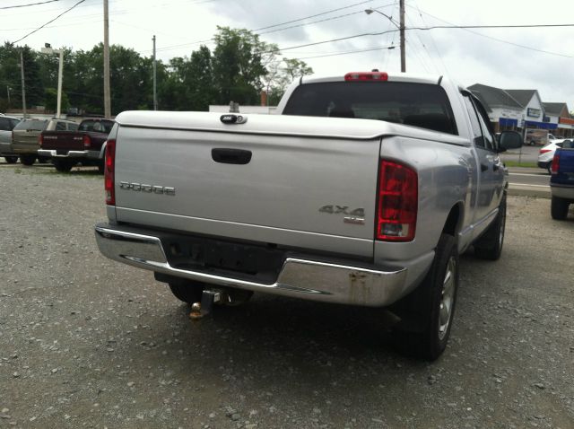 Dodge Ram 1500 2004 photo 3