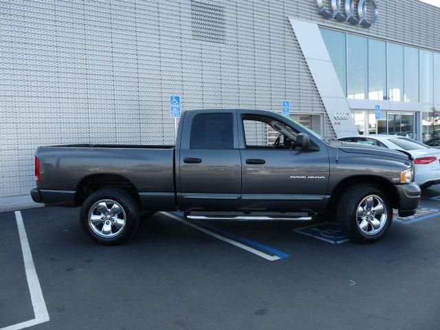 Dodge Ram 1500 2004 photo 1