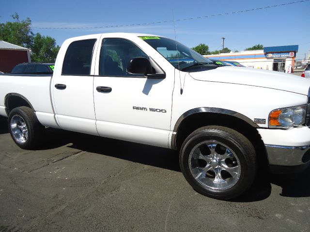 Dodge Ram 1500 2004 photo 3