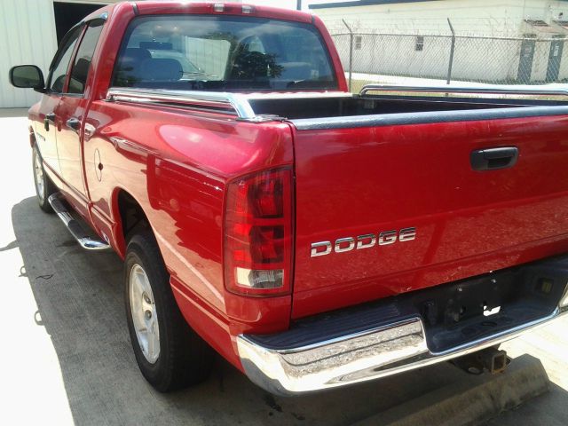 Dodge Ram 1500 2004 photo 9