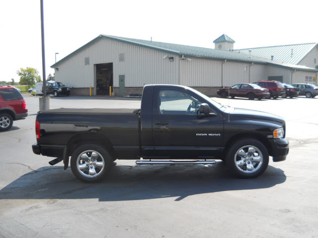 Dodge Ram 1500 2004 photo 5