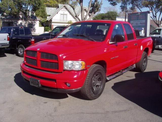 Dodge Ram 1500 SLT Pickup Truck