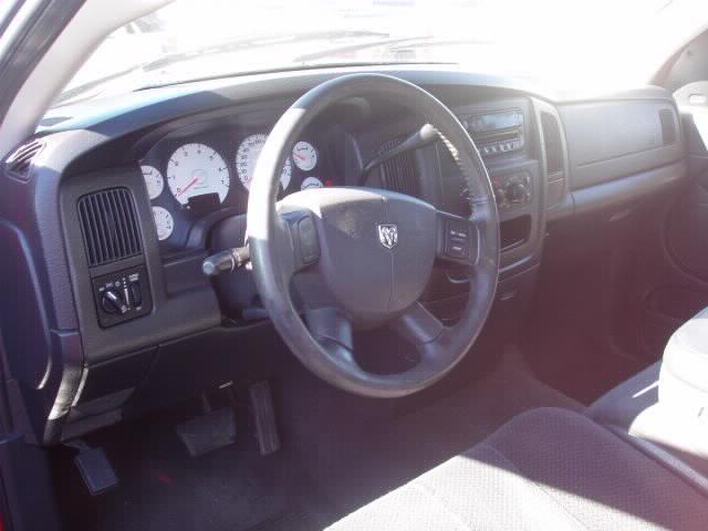 Dodge Ram 1500 2004 photo 5
