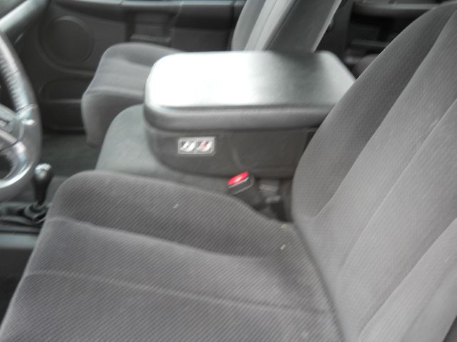 Dodge Ram 1500 Ext WT Pickup Truck