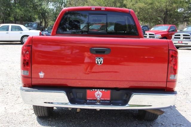 Dodge Ram 1500 2005 photo 3