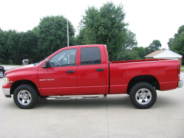 Dodge Ram 1500 Ext WT Pickup Truck