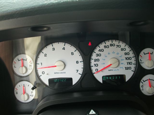 Dodge Ram 1500 2005 photo 3